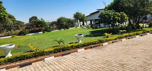 Landscaping & Paving